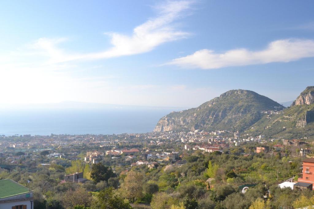 Hotel Royal Hills Piano di Sorrento Exterior foto